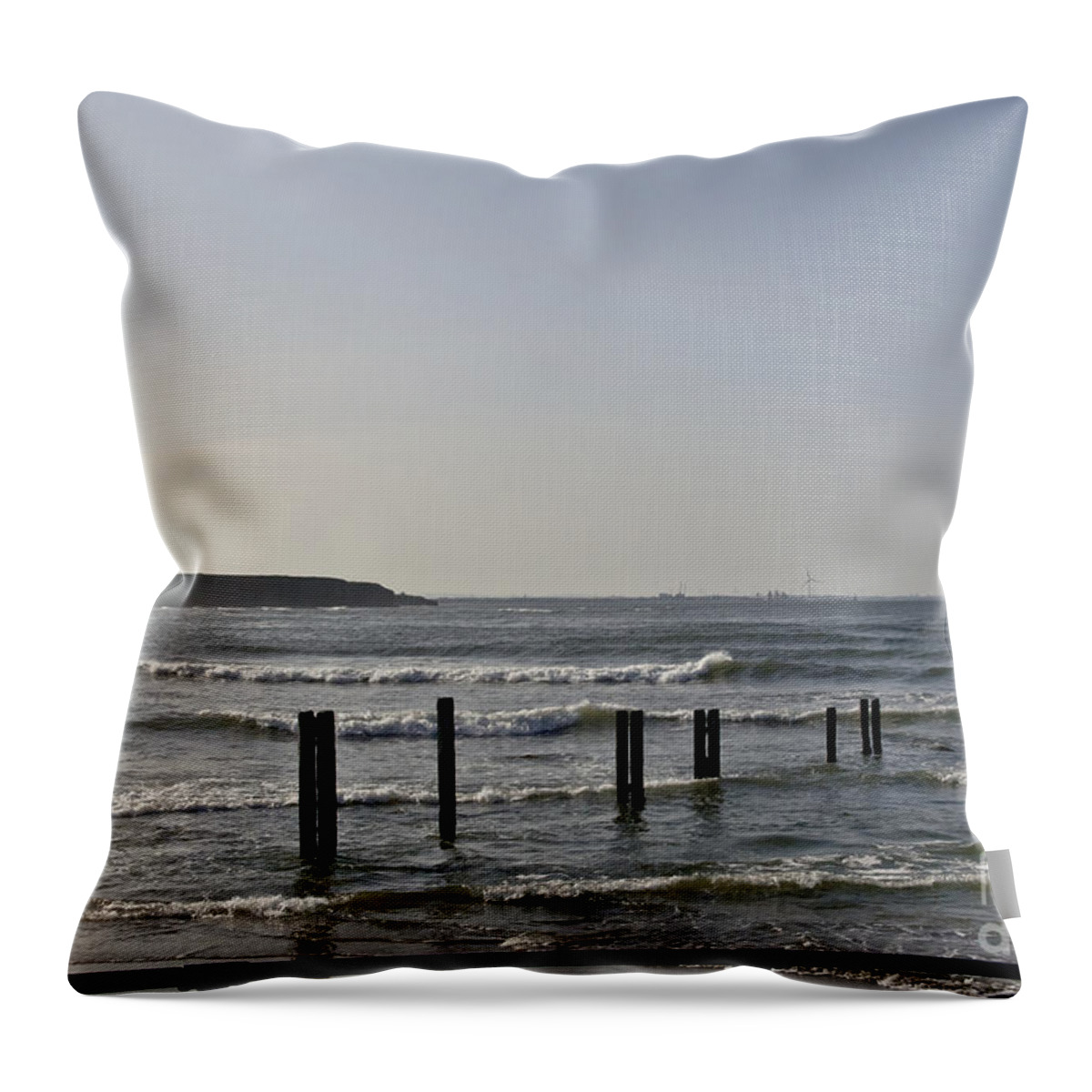 Waves Throw Pillow featuring the photograph Evening Seascape. by Elena Perelman