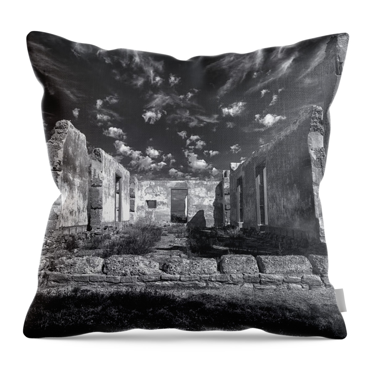 Crystal Yingling Throw Pillow featuring the photograph Fort Laramie by Ghostwinds Photography