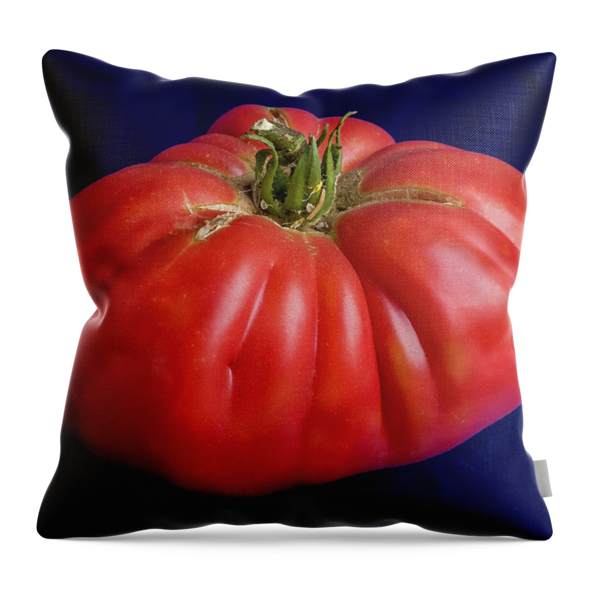 Heirloom Tomato Throw Pillow featuring the photograph Heirloom Tomato by Kathy Anselmo