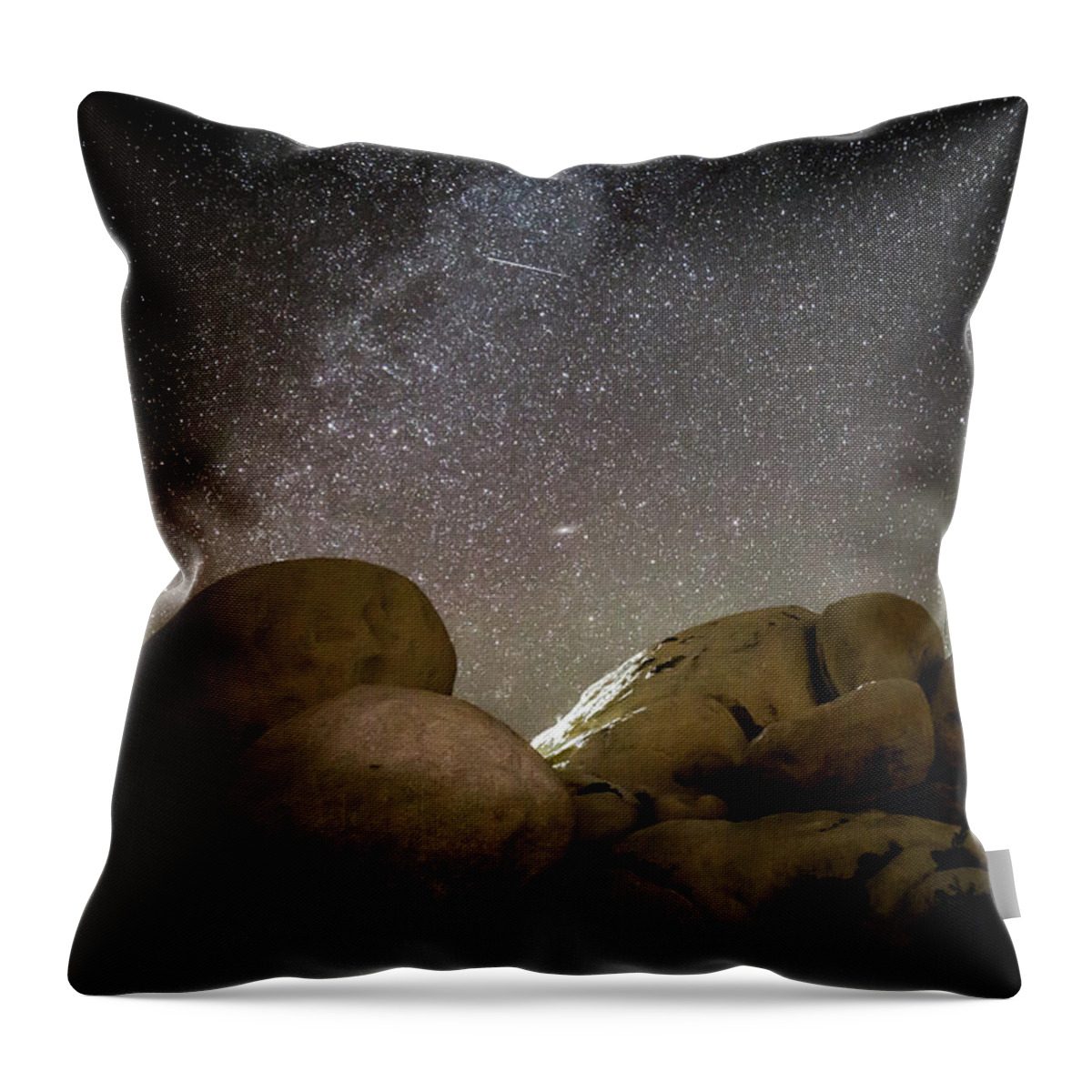 Astrophotography Throw Pillow featuring the photograph Illuminati 6 by Ryan Weddle
