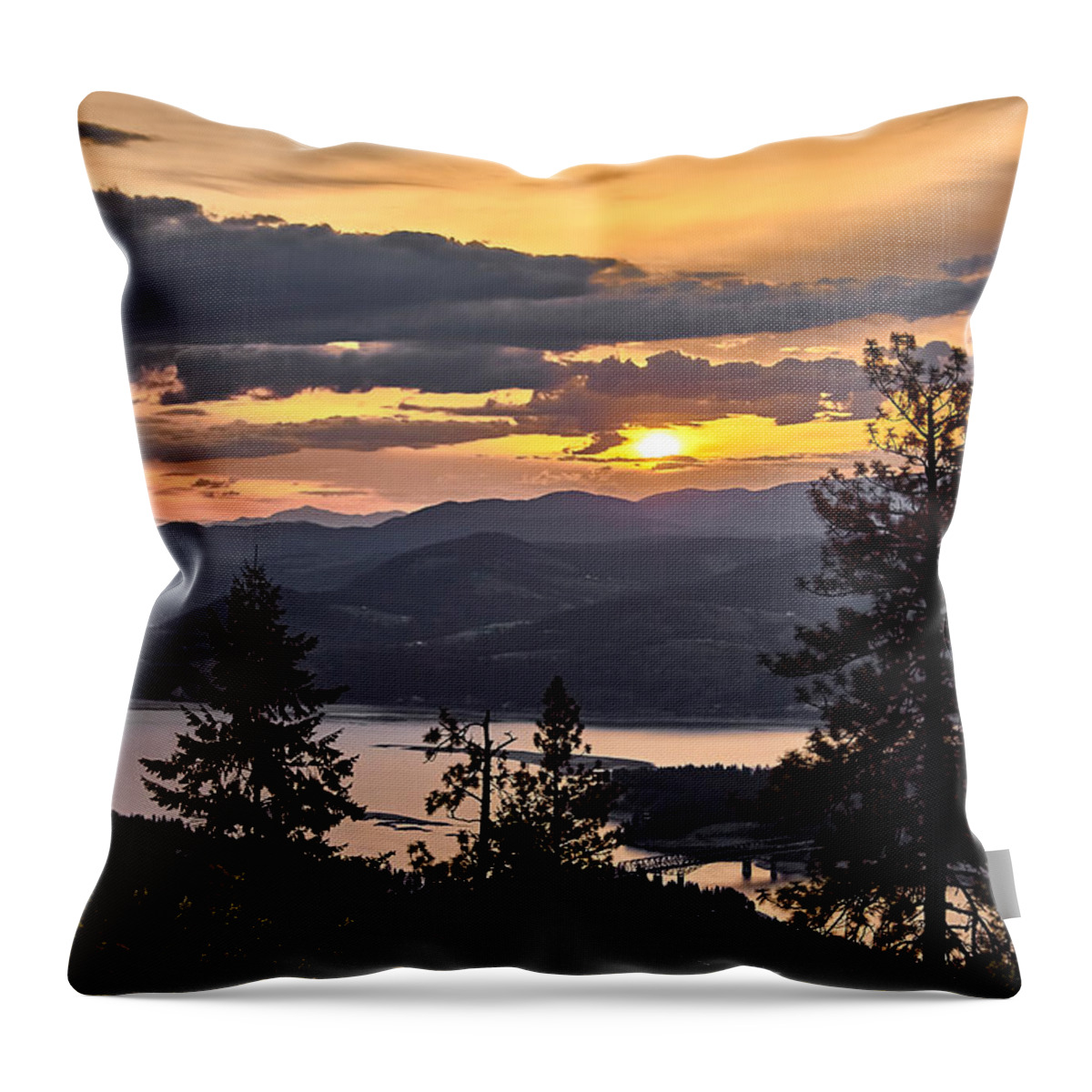 Lake Roosevelt Throw Pillow featuring the photograph Lake Roosevelt Columbia River 3 by Loni Collins