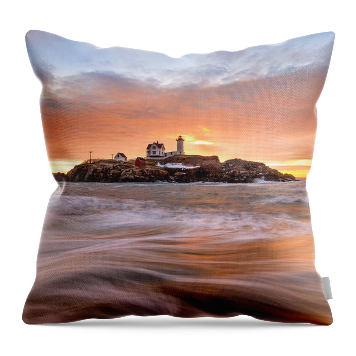 Nubble Lighthouse Throw Pillow featuring the photograph Nubble Lighthouse by Rob Davies