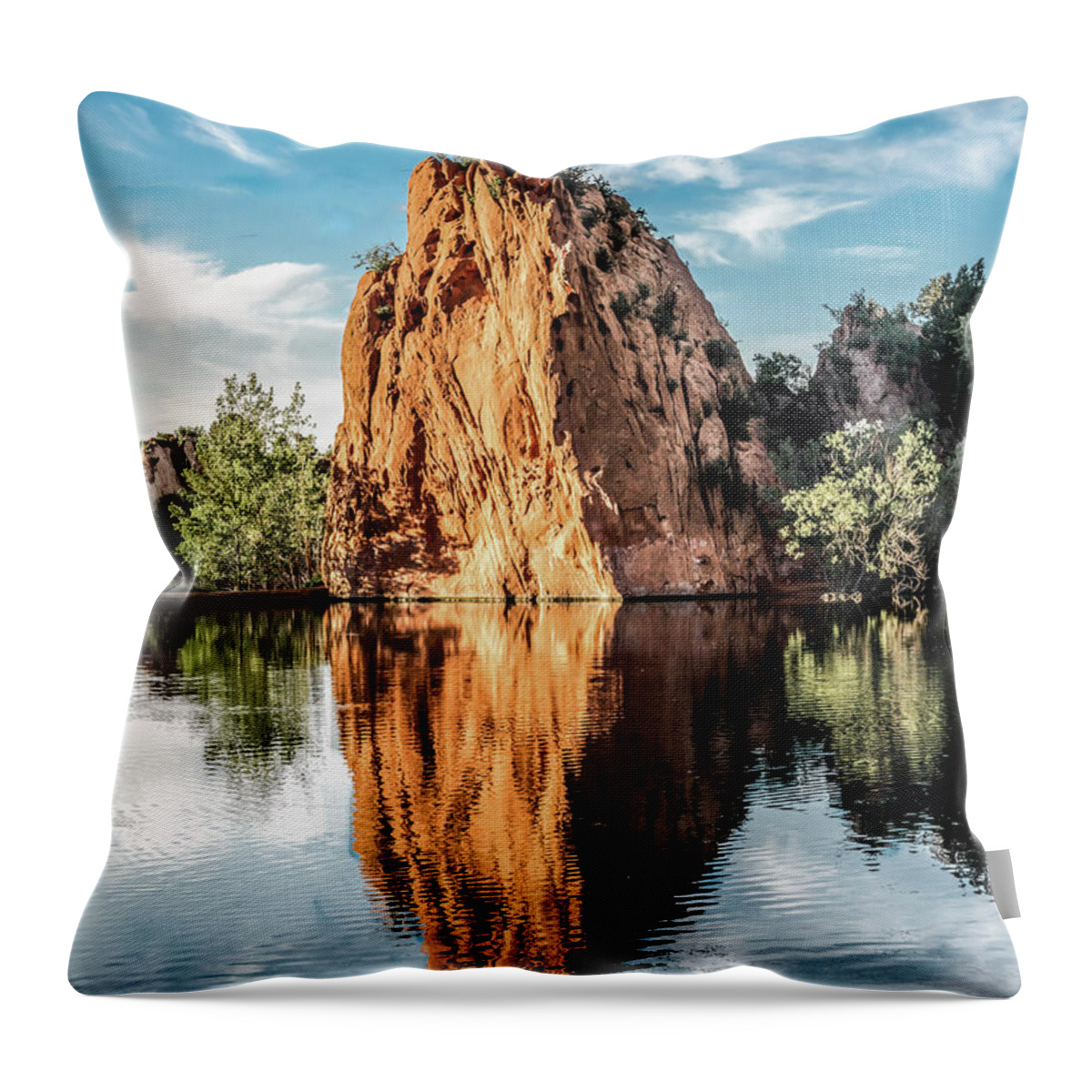 Landscape Throw Pillow featuring the photograph Red Rock by Jaime Mercado