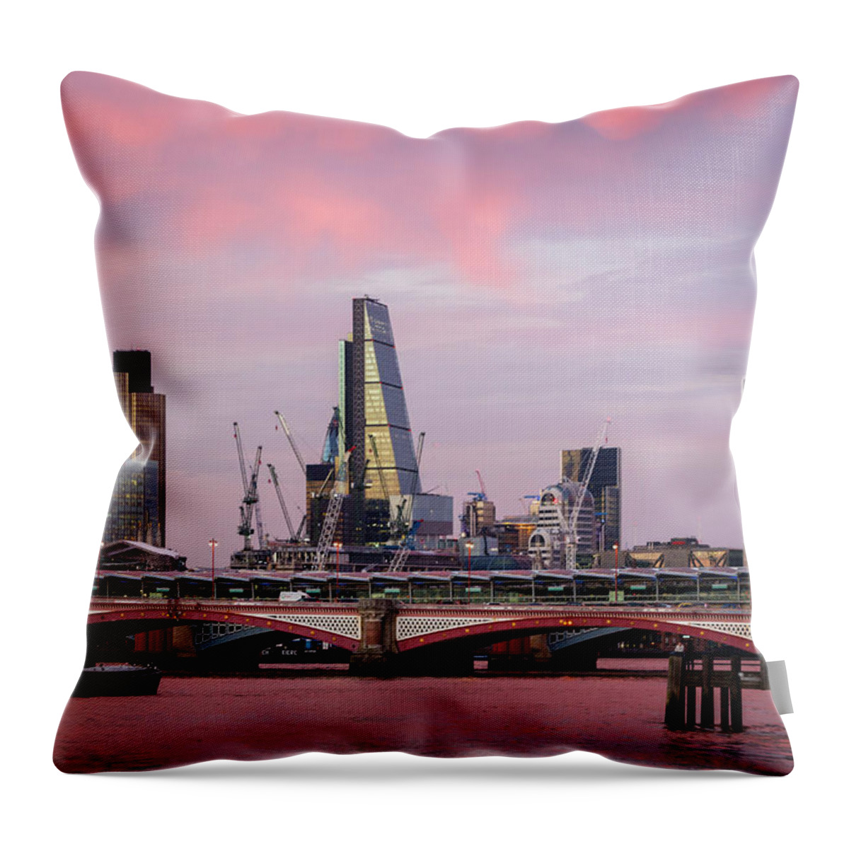 London Throw Pillow featuring the photograph Red Sky Over London by Rick Deacon
