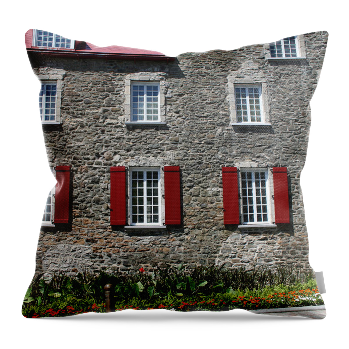 Built Structure Throw Pillow featuring the photograph Canada Quebec City by Shunyufan