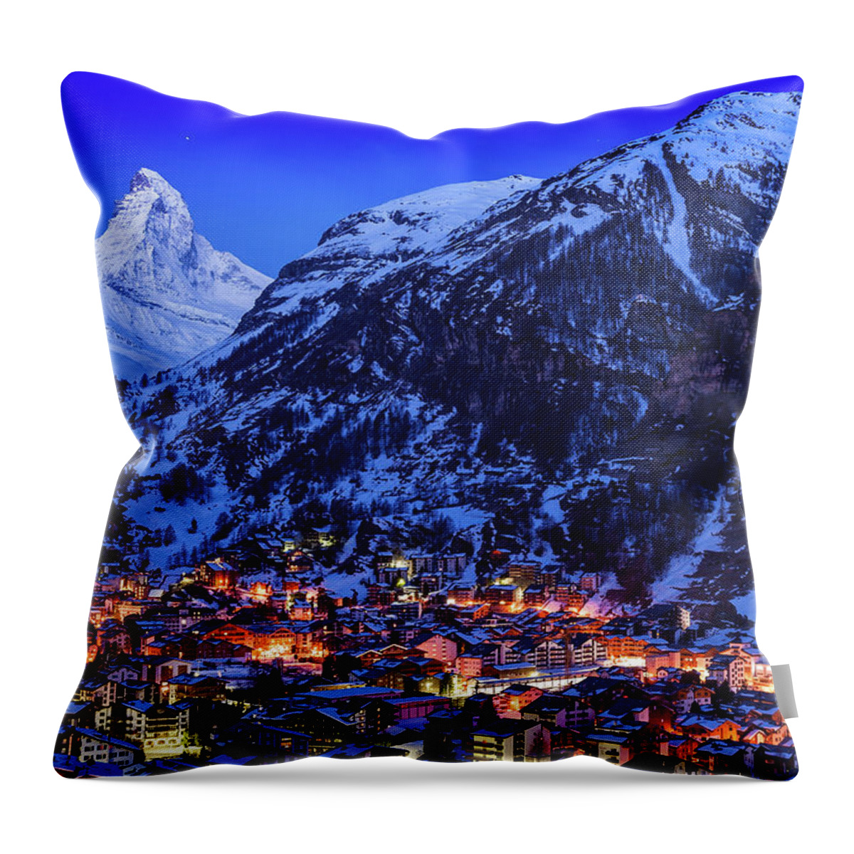 Clear Sky Throw Pillow featuring the photograph Matterhorn At Night by Weerakarn Satitniramai