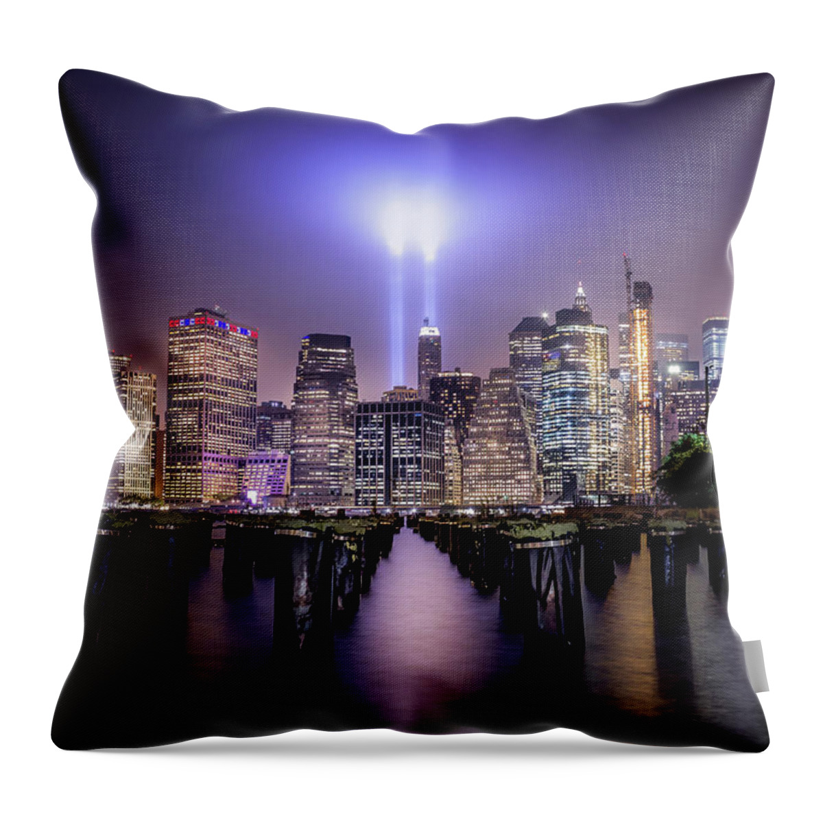 Skyline Throw Pillow featuring the photograph Spirit of New York II by Nicklas Gustafsson