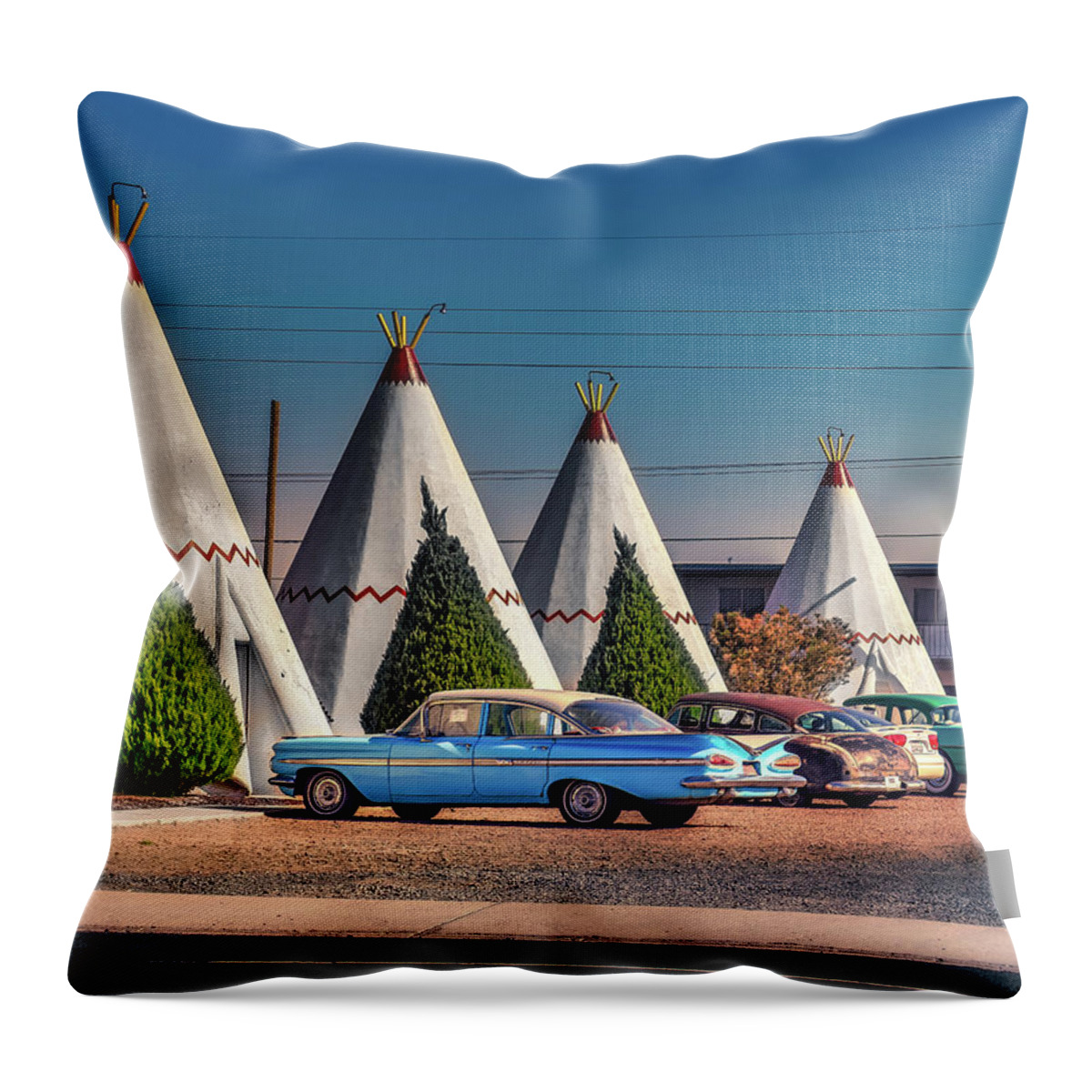 Holbrook Throw Pillow featuring the photograph Wigwam Motel Park by Micah Offman