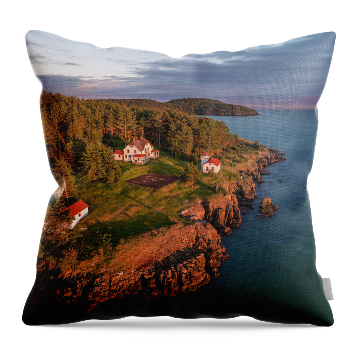 Lighthouse Throw Pillow featuring the photograph Burrows Island Sunset 2 by Michael Rauwolf