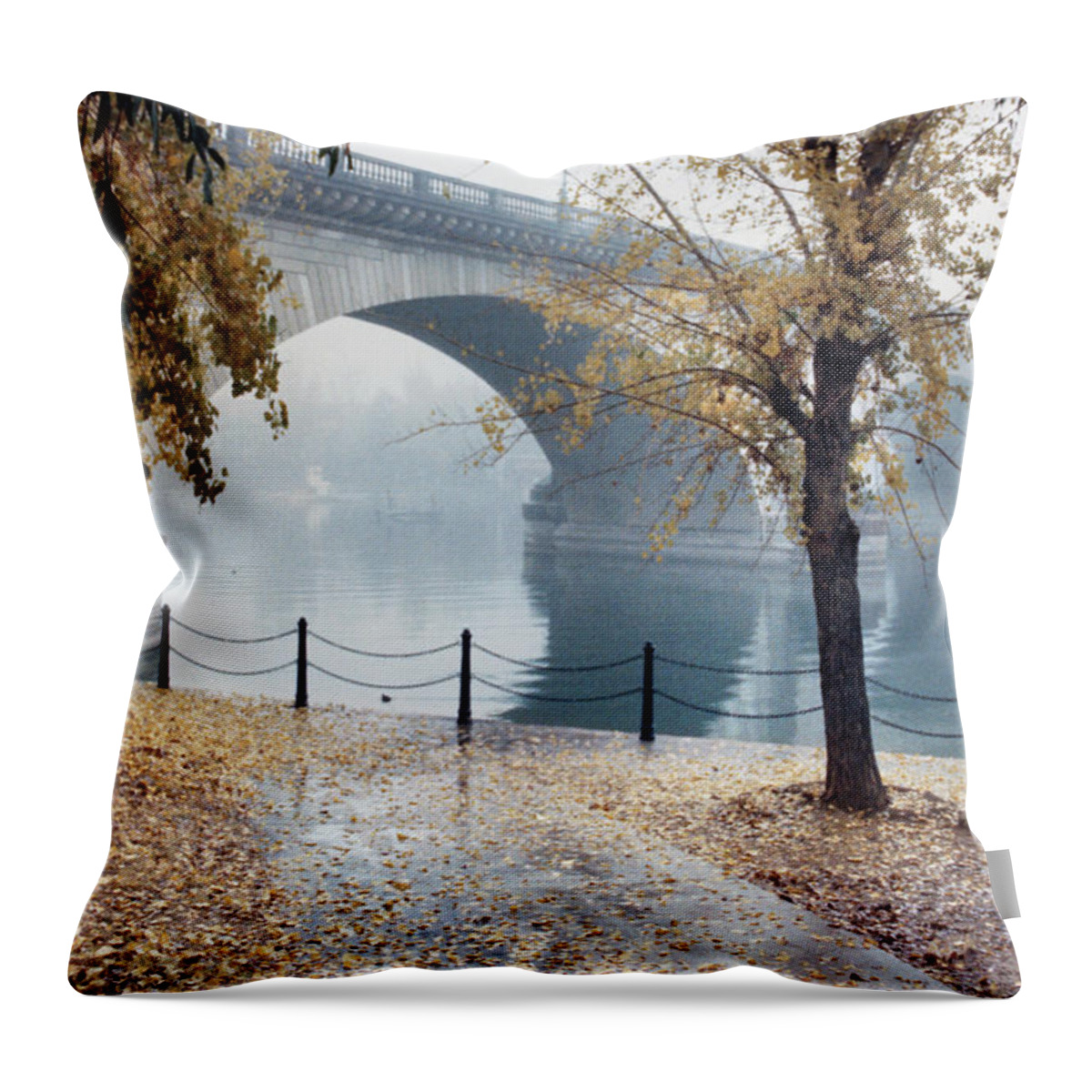 London Bridge Throw Pillow featuring the photograph London Bridge Fog 090885-8n by Tam Ryan