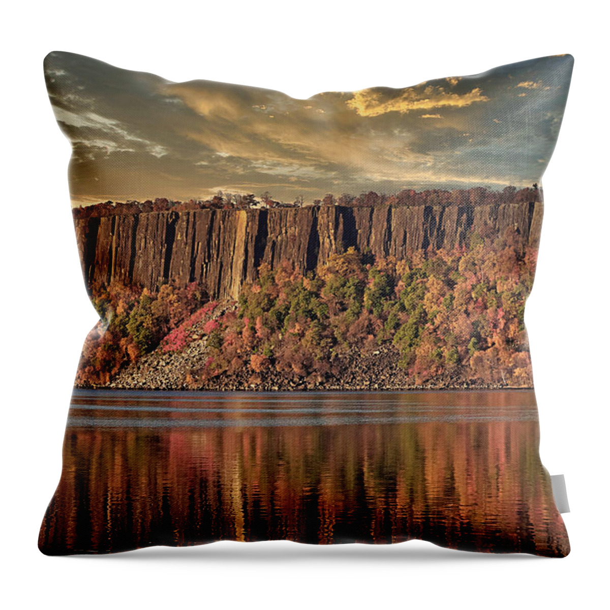Autumn Throw Pillow featuring the photograph Palisades Autumn Colors by Russ Considine