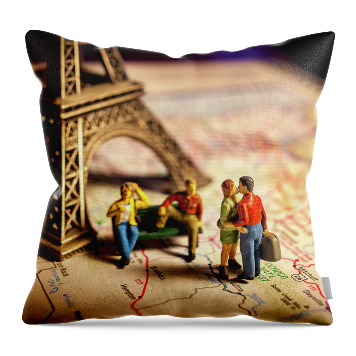 Paris Throw Pillow featuring the photograph Paris Lovers by Craig J Satterlee