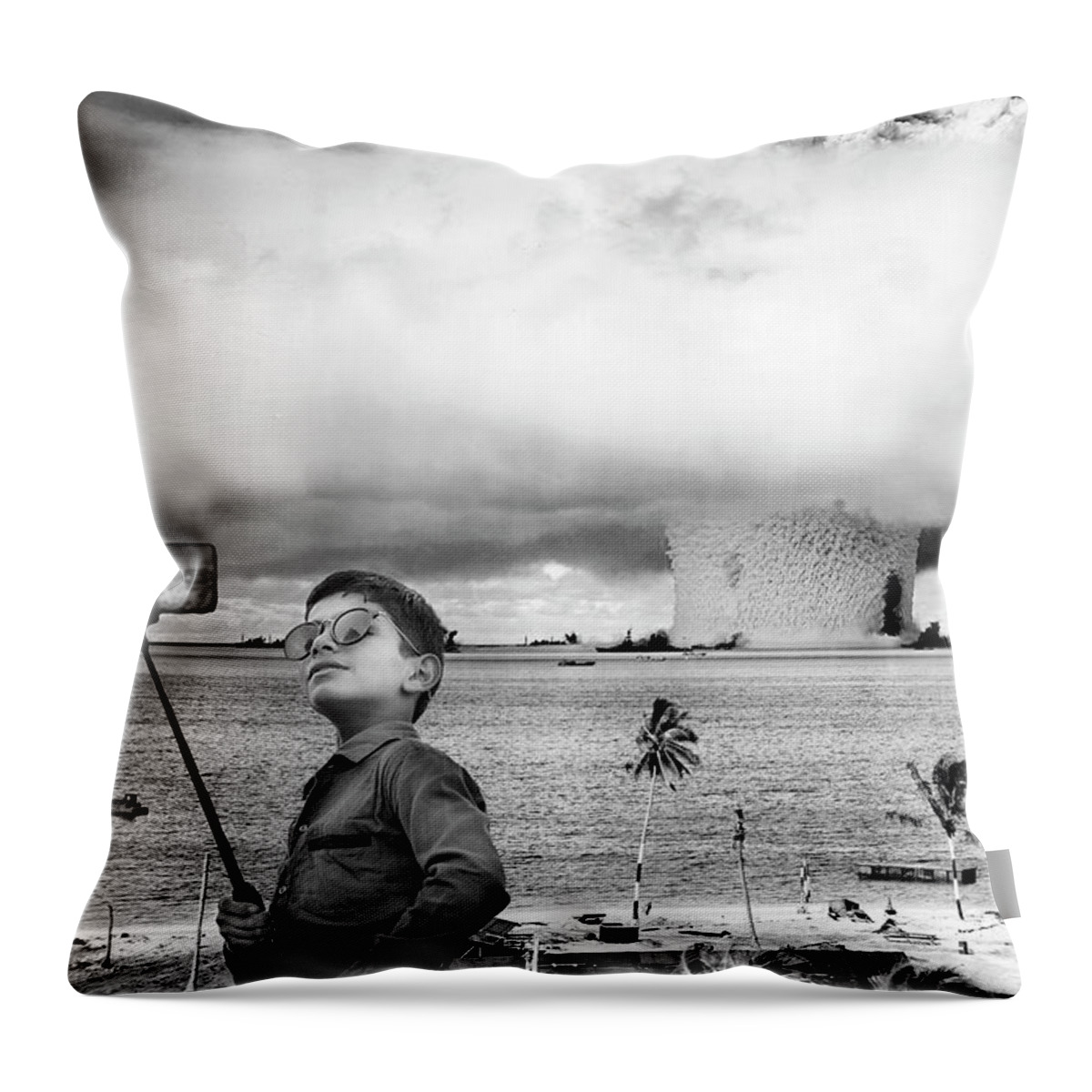 Photography Throw Pillow featuring the photograph Selfie Photo-Bomb by Craig Boehman