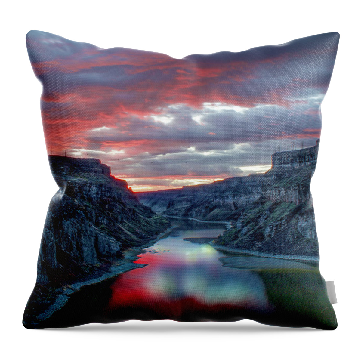 Nunweiler Throw Pillow featuring the photograph Snake River Canyon by Nunweiler Photography