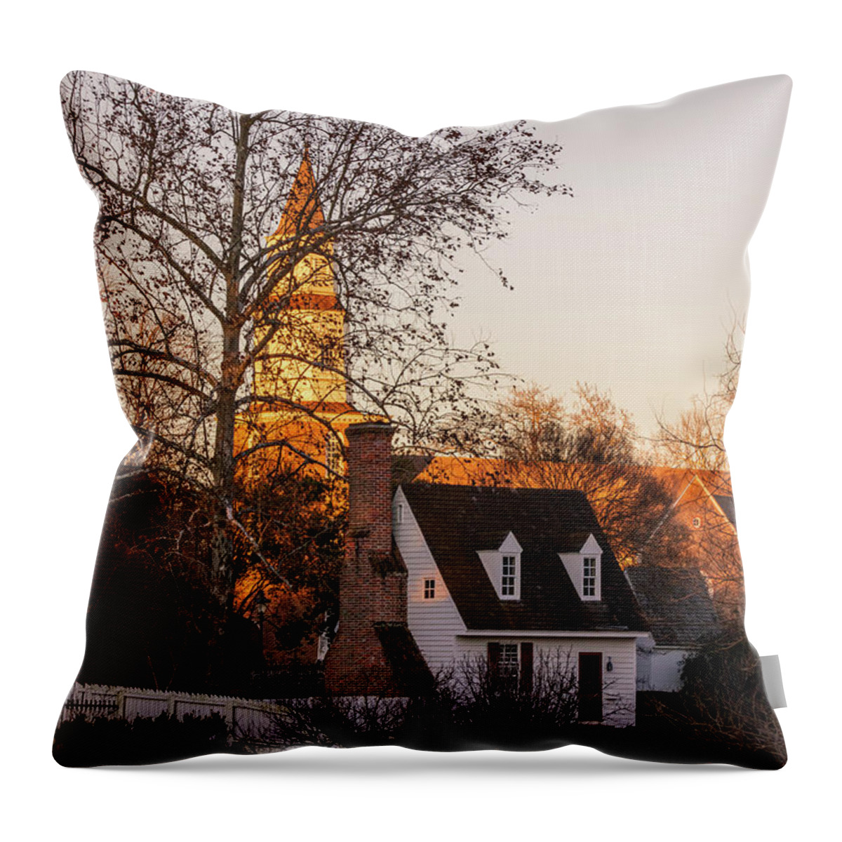 Colonial Williamsburg Throw Pillow featuring the photograph Williamsburg Sunset by Rachel Morrison