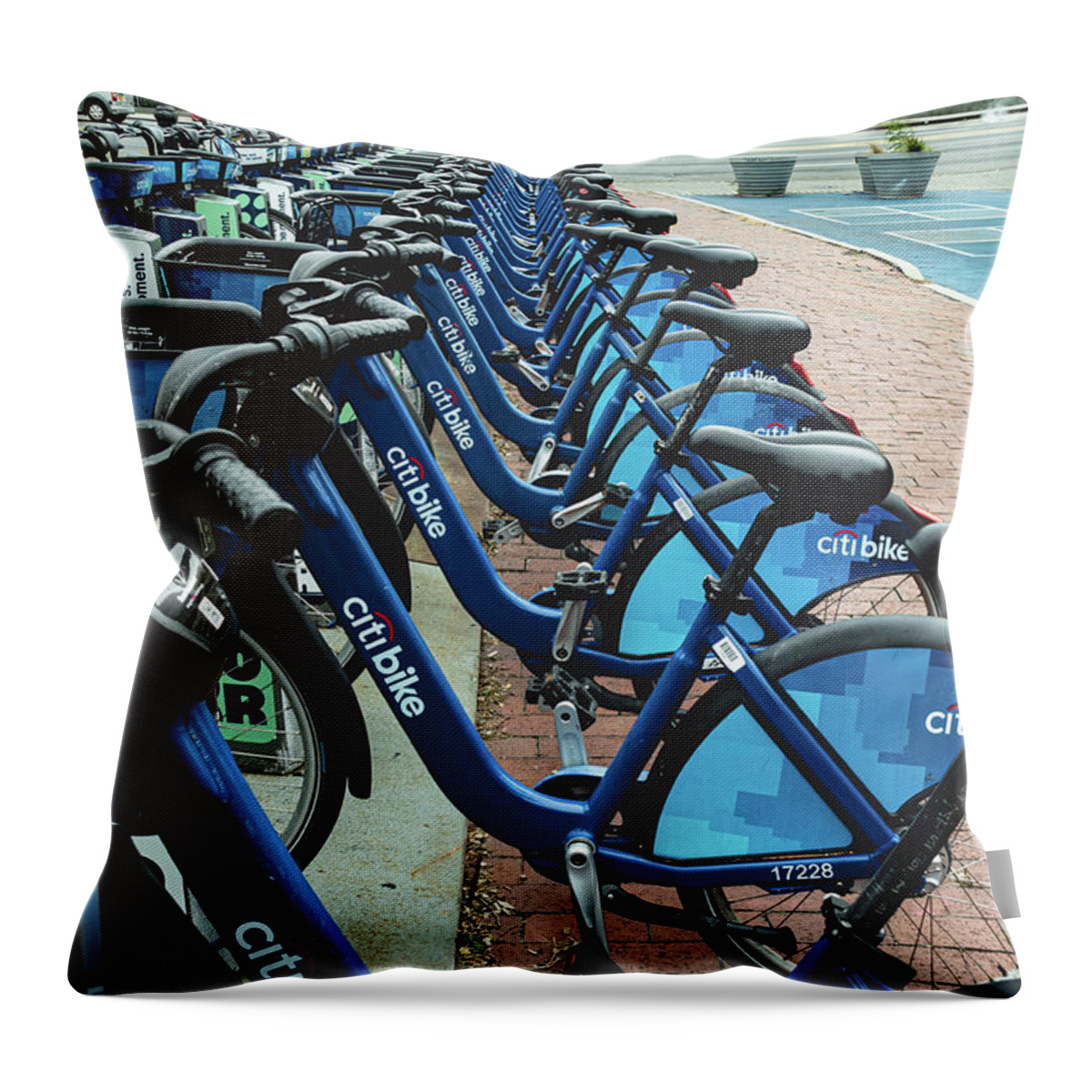 New York City Throw Pillow featuring the photograph Yikes Bikes by Leslie Struxness