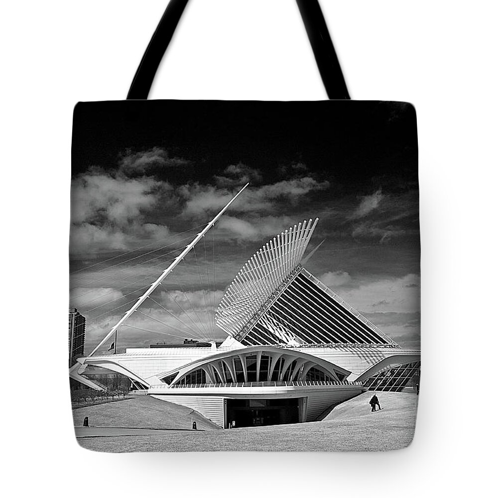 Milwaukee Tote Bag featuring the photograph 0352 Milwaukee Art Museum Infrared by Steve Sturgill