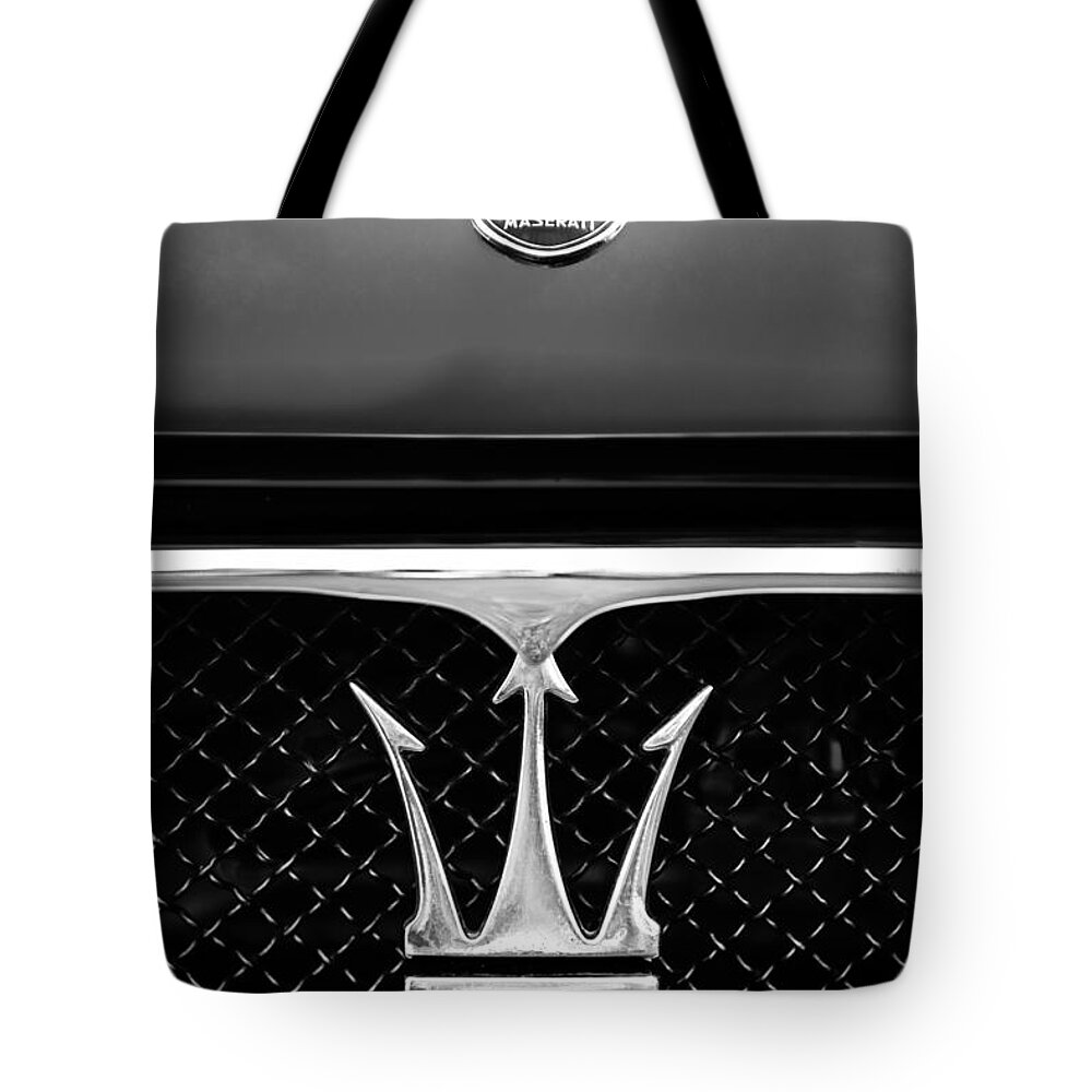 1967 Maserati Ghibli ss-specification Coupe Grille Emblem Tote Bag featuring the photograph 1967 Maserati Ghibli Grille Emblem #2 by Jill Reger