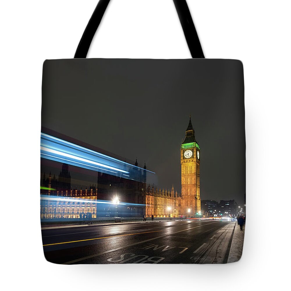 Gothic Style Tote Bag featuring the photograph Big Ben #1 by Daniel Sambraus