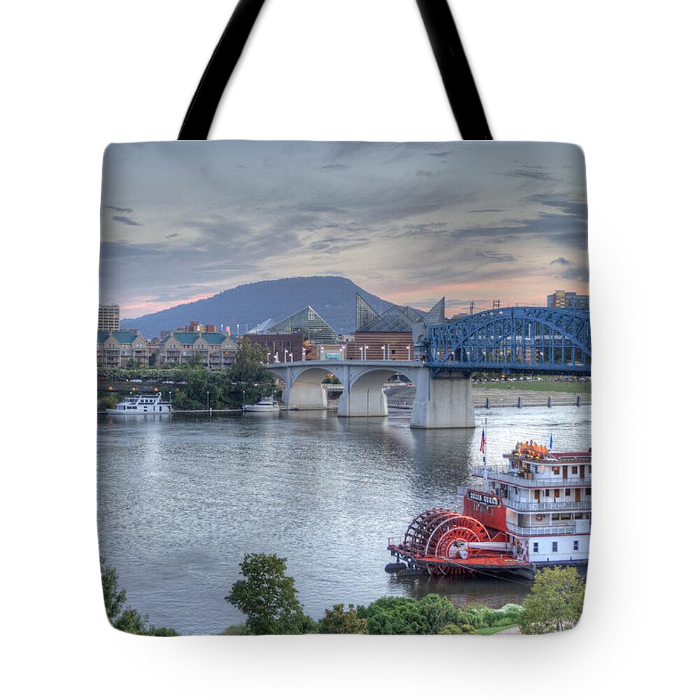 Delta Queen Tote Bag featuring the photograph Delta Queen #1 by David Troxel