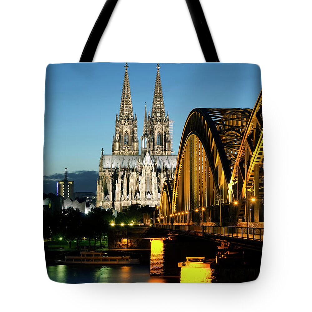North Rhine Westphalia Tote Bag featuring the photograph Germany, Cologne, View Of Cologne #1 by Westend61