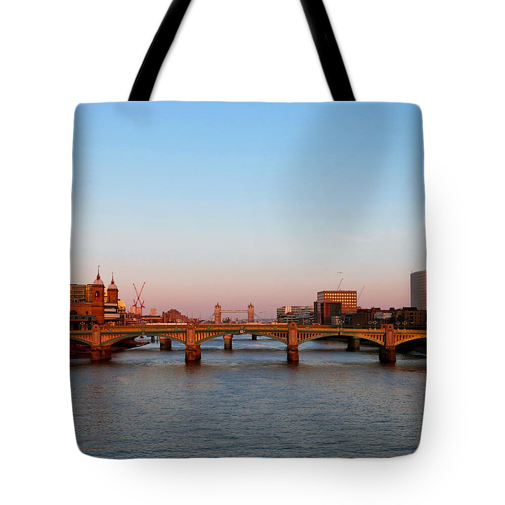 Afternoon Tote Bag featuring the photograph London #1 by Tom Gowanlock