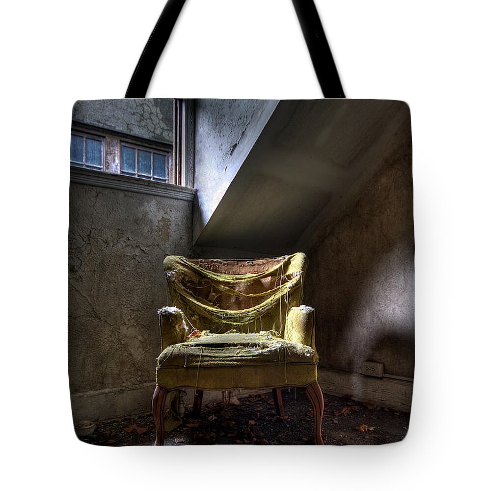 Bennett College Tote Bag featuring the photograph Silence Within #2 by Rick Kuperberg Sr