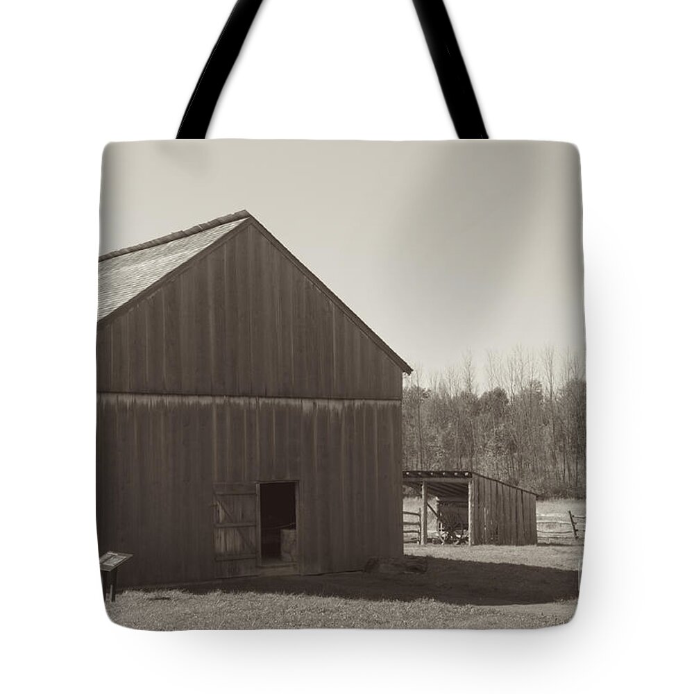 Barn Tote Bag featuring the photograph The Barn #2 by William Norton