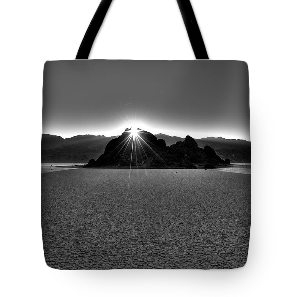 Death Valley Tote Bag featuring the photograph The Grandstand #1 by David Andersen