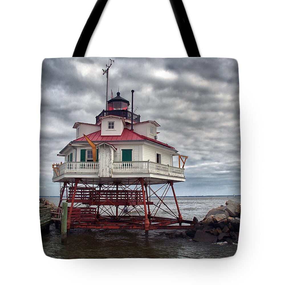 Maryland Tote Bag featuring the photograph Thomas Point Lighthouse #2 by Robert Fawcett