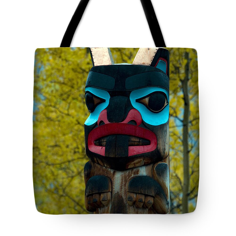 Canada Scenic Tote Bag featuring the photograph Tlingit Totem #1 by Mark Newman