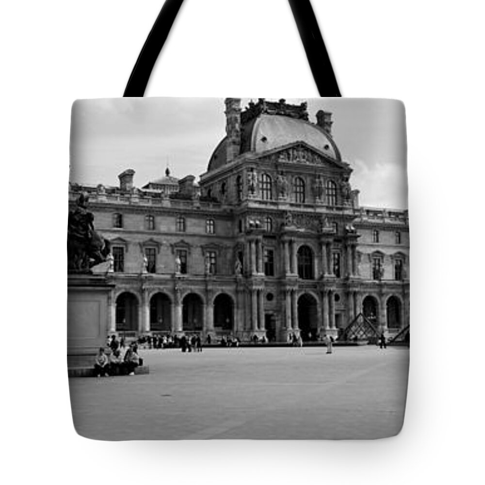 Photography Tote Bag featuring the photograph Tourists In The Courtyard Of A Museum #1 by Panoramic Images