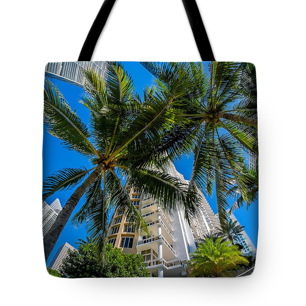 Architecture Tote Bag featuring the photograph Downtown Miami by Raul Rodriguez