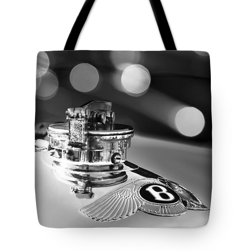 1931 Bentley 4.5 Liter Supercharged Le Mans Hood Emblem Tote Bag featuring the photograph 1931 Bentley 4.5 Liter Supercharged Le Mans Hood Emblem -1122BW by Jill Reger