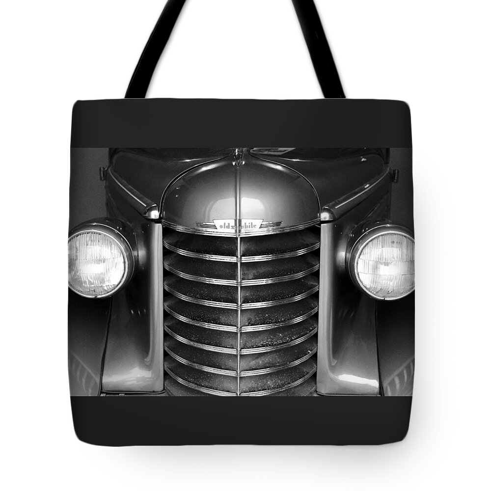 Oldsmobile Tote Bag featuring the photograph 1937 Oldsmobile Six by Wendy Gertz