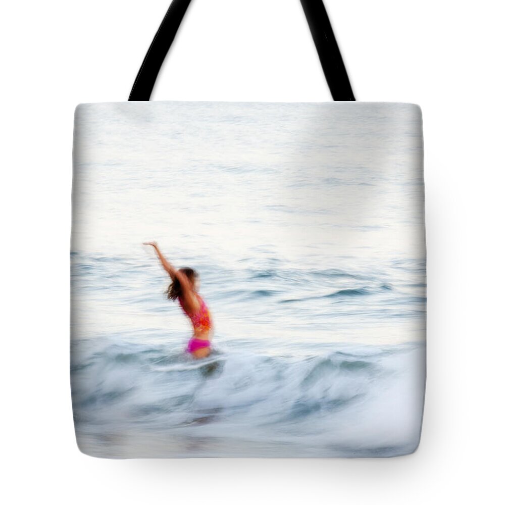 Girl Tote Bag featuring the photograph Last Days of Summer by Carol Leigh