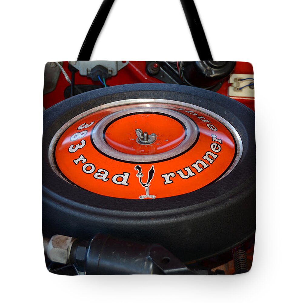 Classic Car Tote Bag featuring the photograph 383 Road Runner by David Lee Thompson