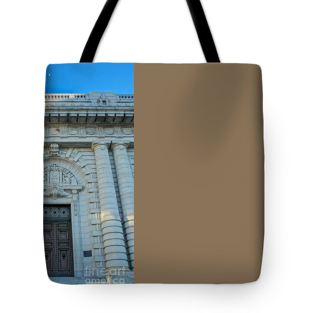Academy Tote Bag featuring the photograph Bancroft Hall #4 by Mark Dodd