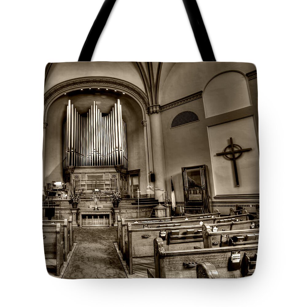 Mn Church Tote Bag featuring the photograph Central Presbyterian Church #3 by Amanda Stadther