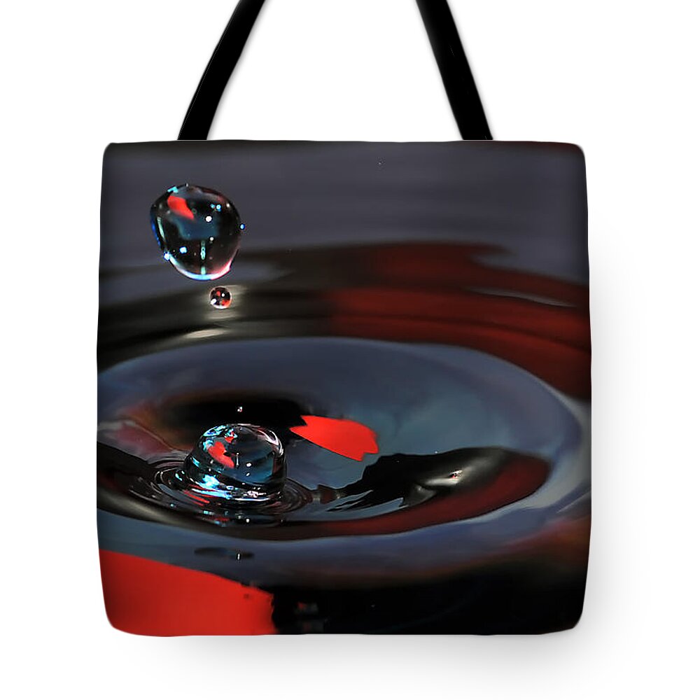Water Drops Tote Bag featuring the photograph Untitled #8 by Gene Tatroe