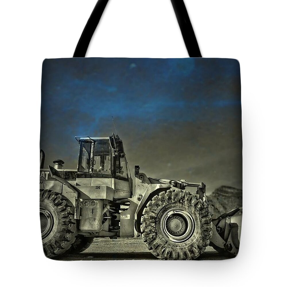 970f Tote Bag featuring the photograph 970f by Mark Ross