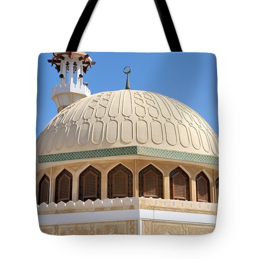 Abu Dhabi Tote Bag featuring the photograph Abu Dhabi Mosque by Steven Richman
