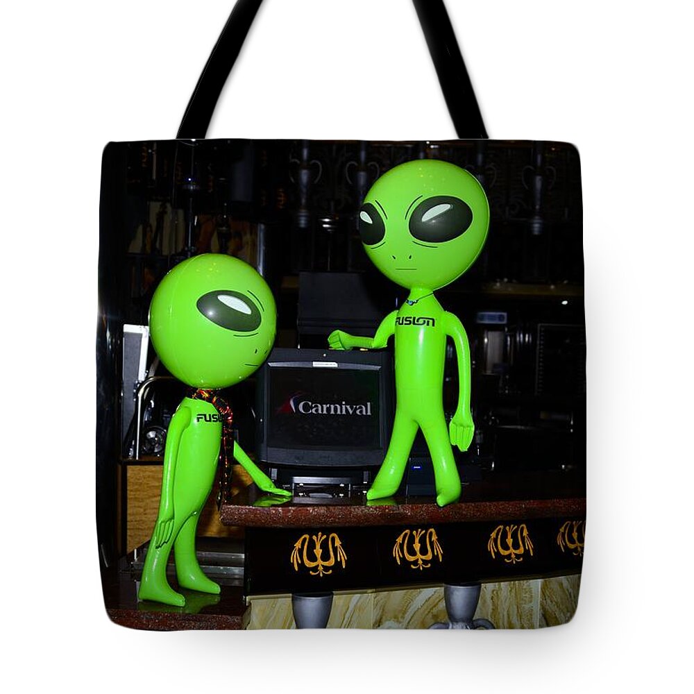 Computer Tote Bag featuring the photograph Alien Monitor Repair by Richard Henne