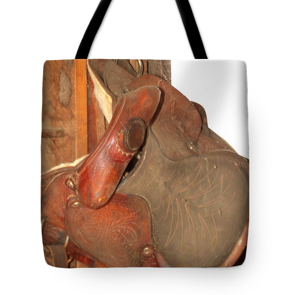 Another Tote Bag featuring the photograph Another Old Friend 27152 by Jerry Sodorff