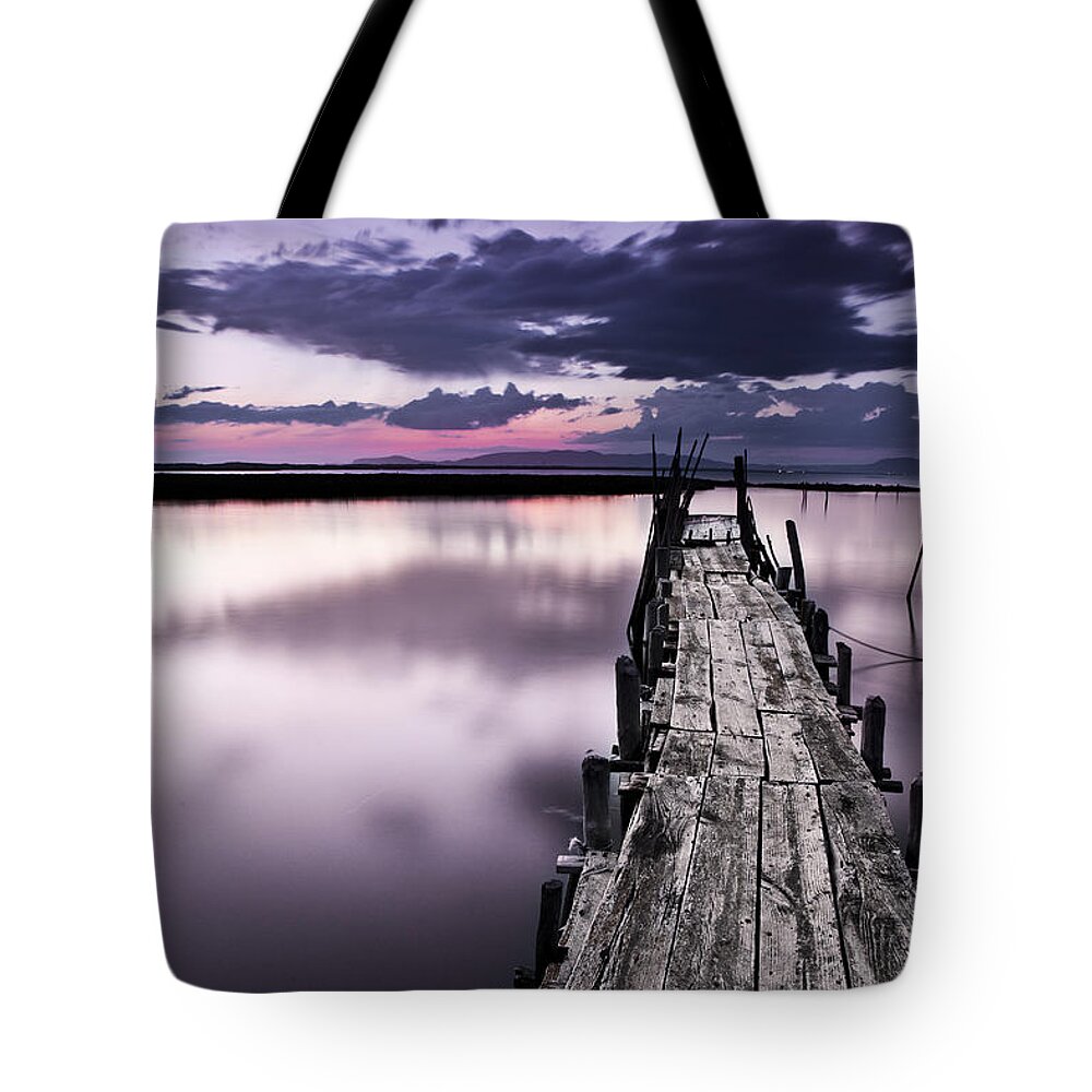 Pier Tote Bag featuring the photograph At the end by Jorge Maia