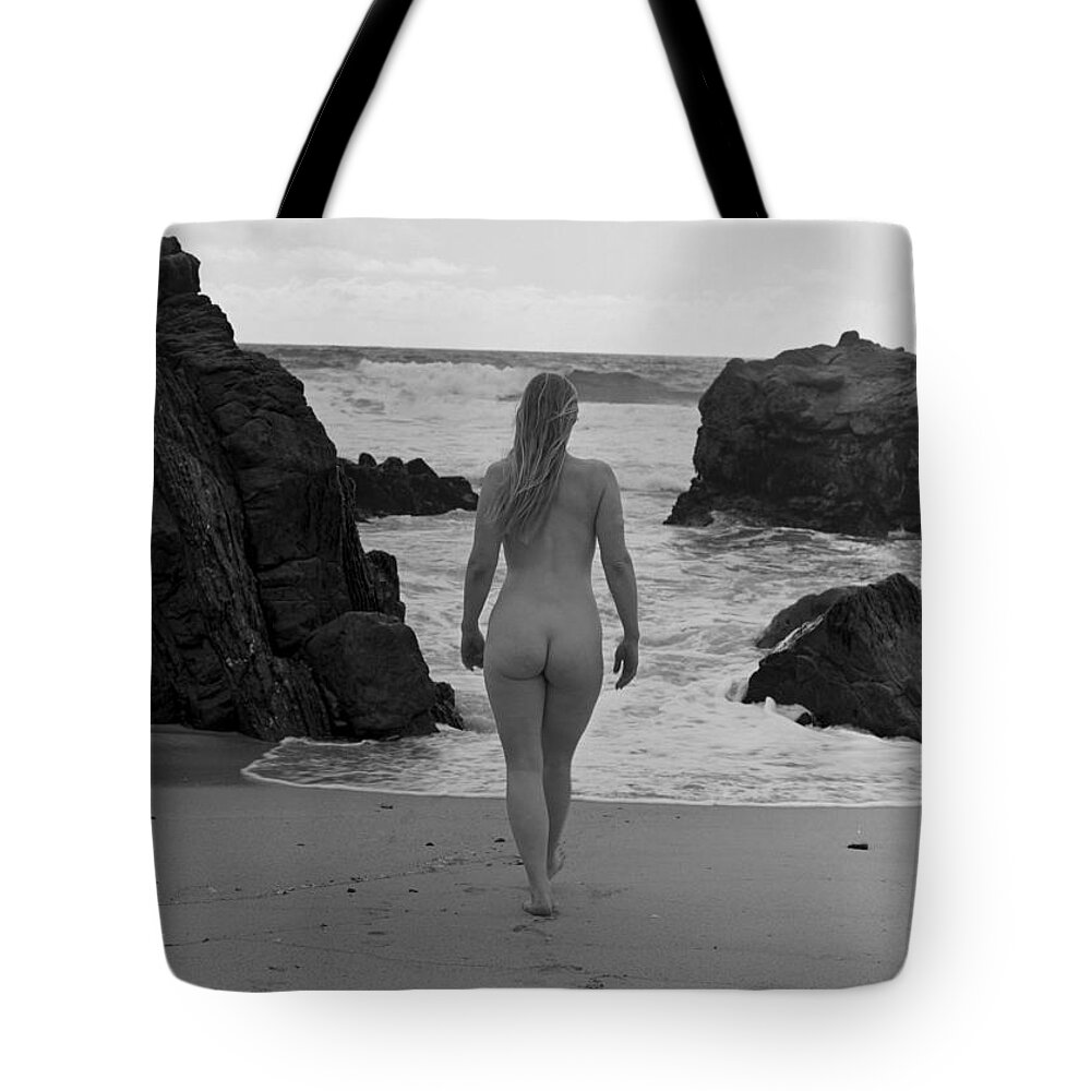Woman Tote Bag featuring the photograph Away Number Three by Catherine Lau