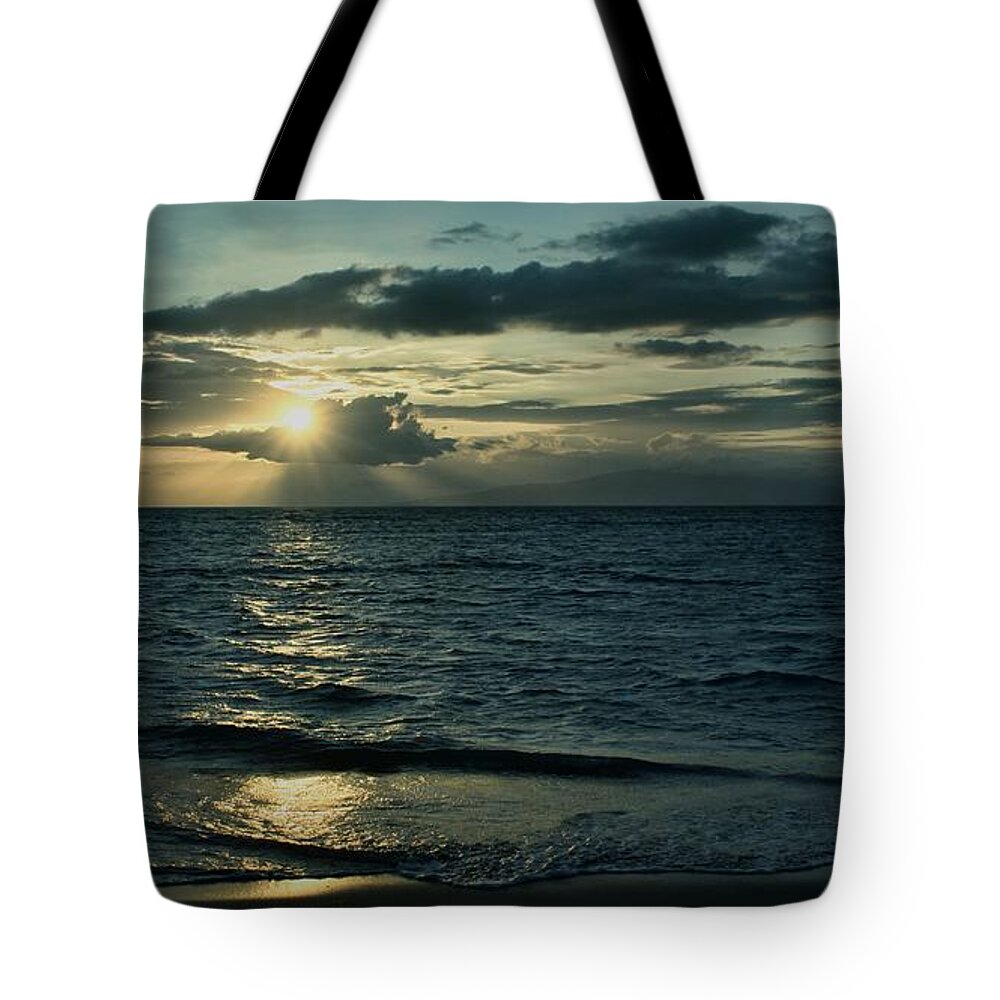 Sunset Tote Bag featuring the photograph Before Sunset by Peggy Hughes