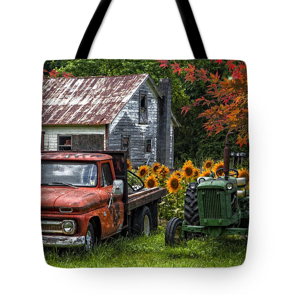 Appalachia Tote Bag featuring the photograph Best Friends by Debra and Dave Vanderlaan