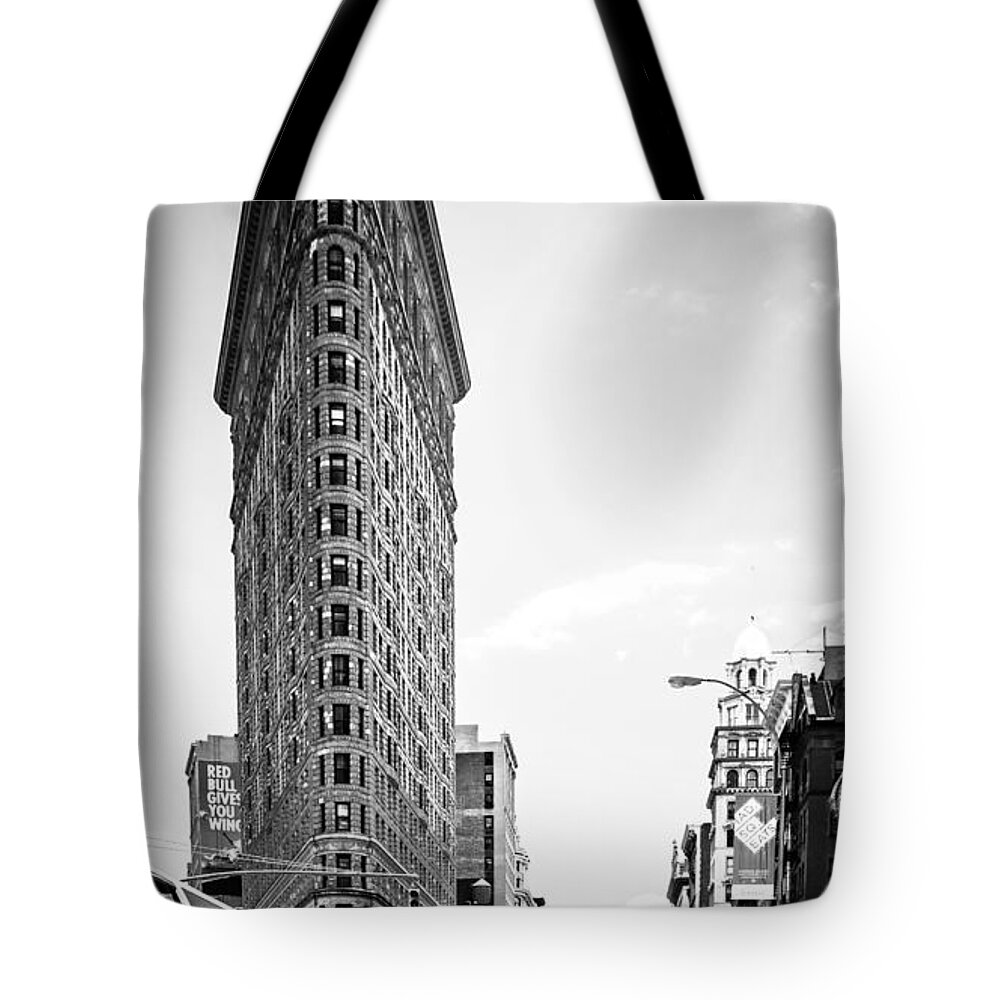 Nyc Tote Bag featuring the photograph Big In The Big Apple - Bw by Hannes Cmarits