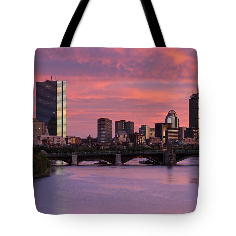 Boston Tote Bag featuring the photograph Boston Sunset by Juergen Roth